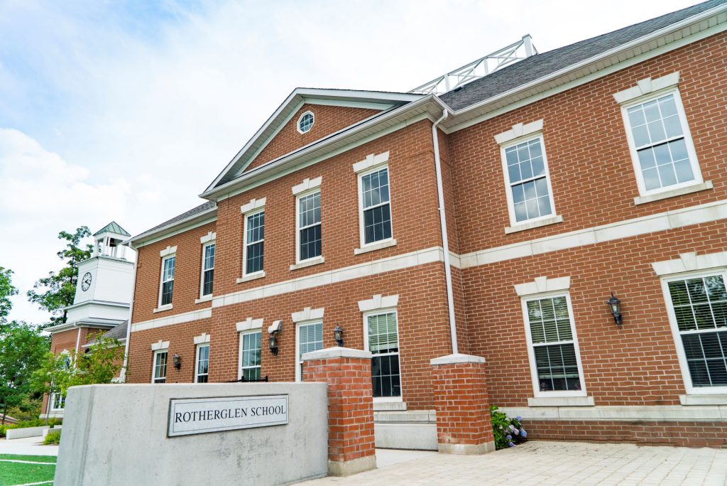 Rotherglen School, a red brick building near Creekside